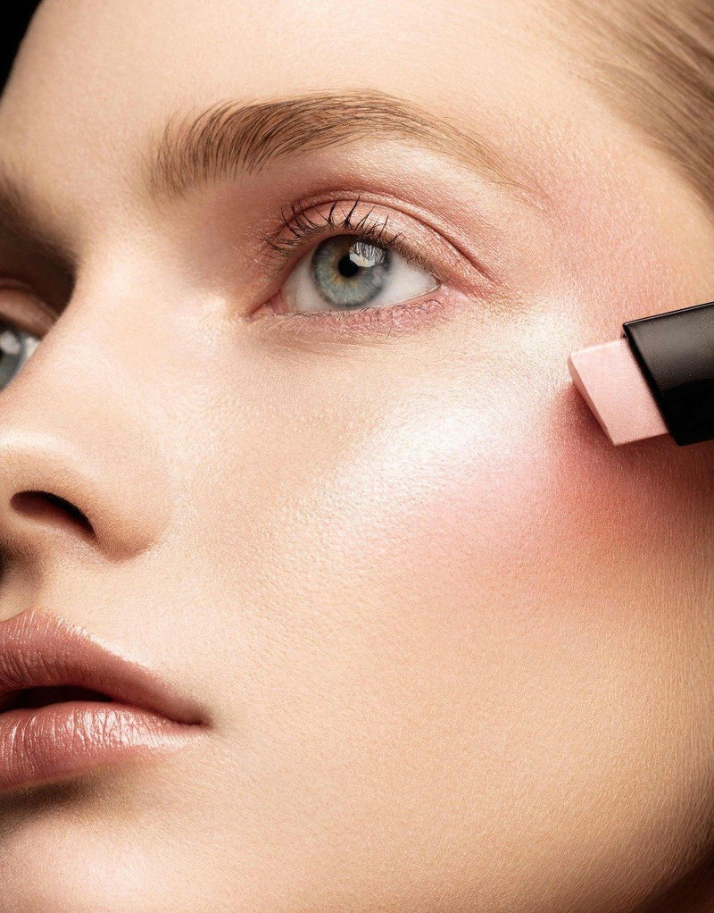 Hourglass VANISH™ FLASH HIGHLIGHTING STICK